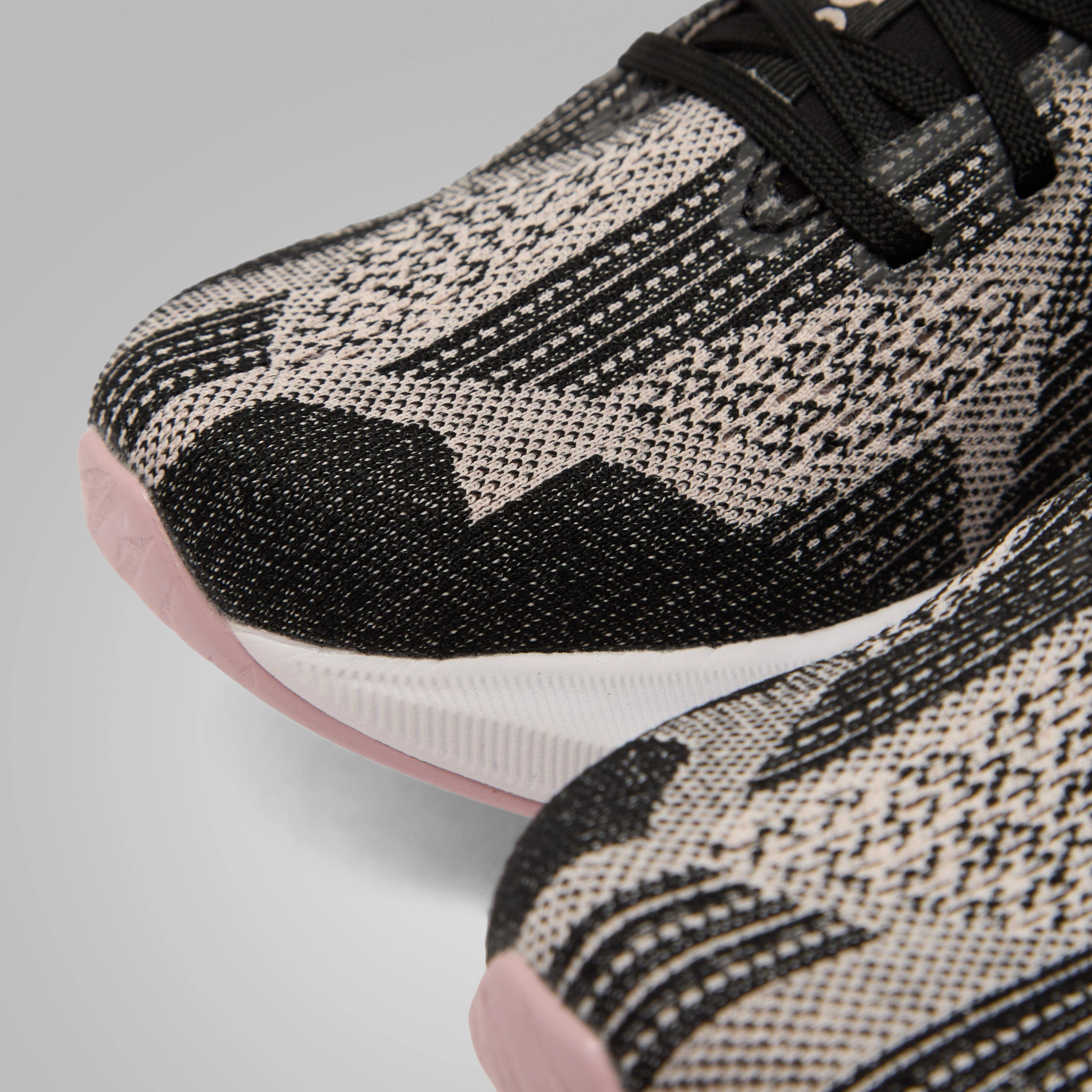 Women’s Dynablast 5 Running Shoes - Image 5