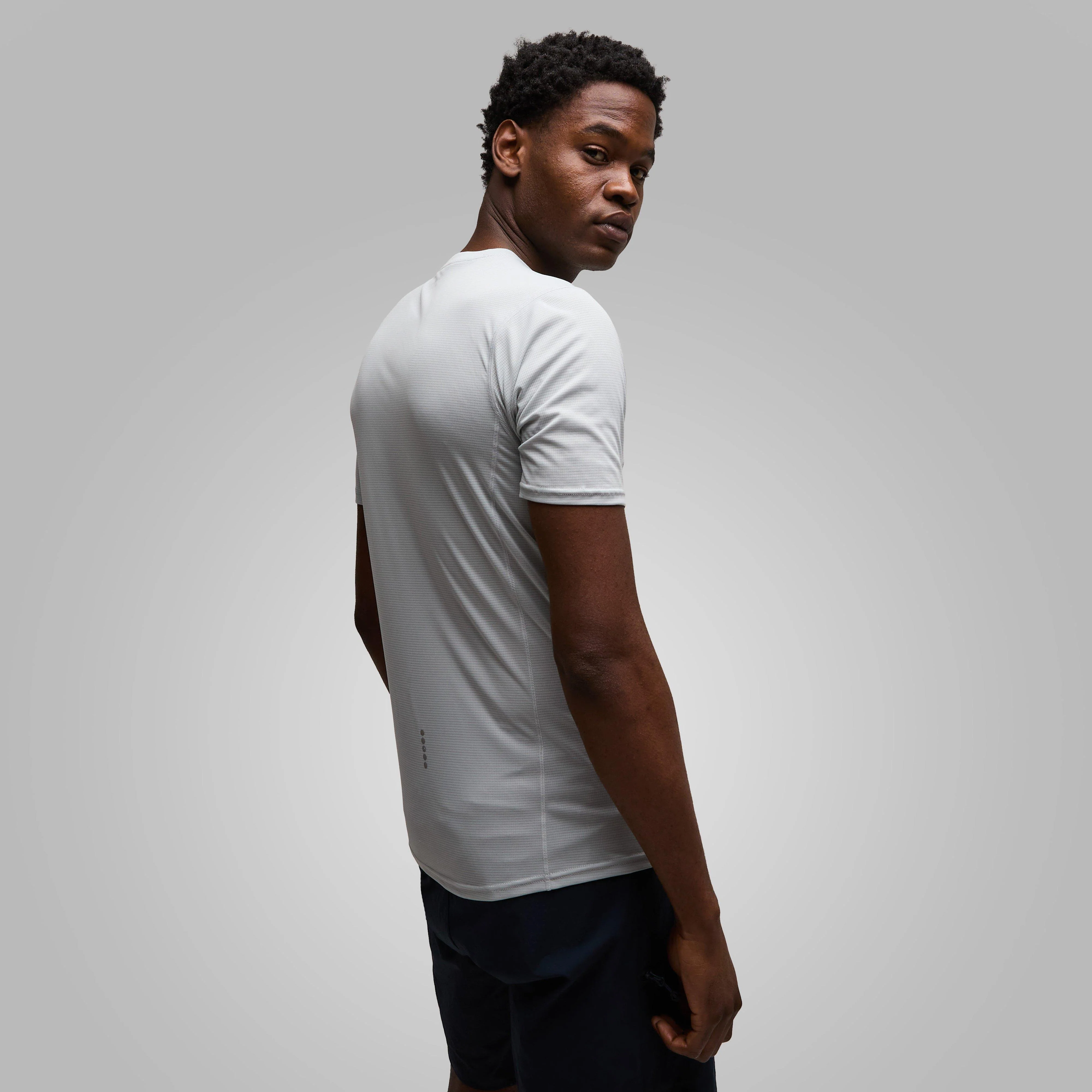 Men's Dart Nano Zip T-Shirt - Image 4